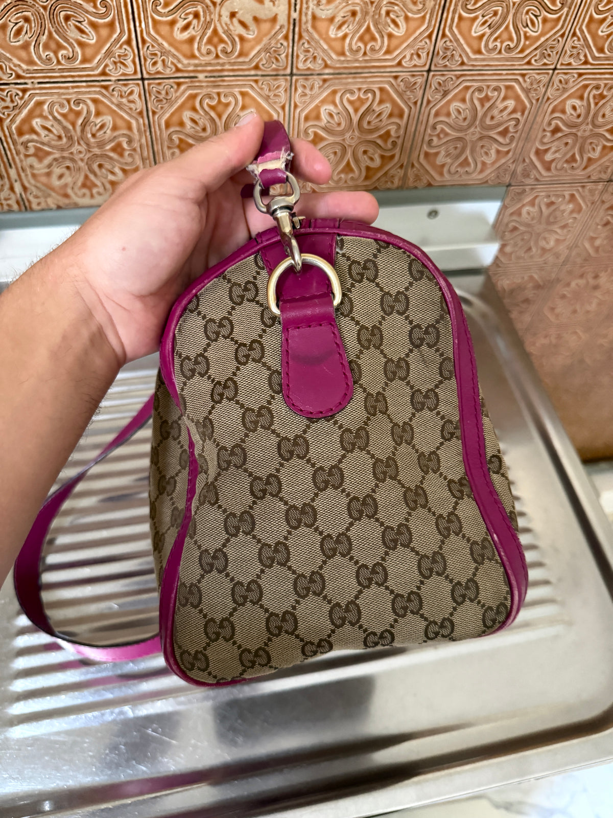Gucci GG Canvas Beige/Pink Medium Joy Boston Bag