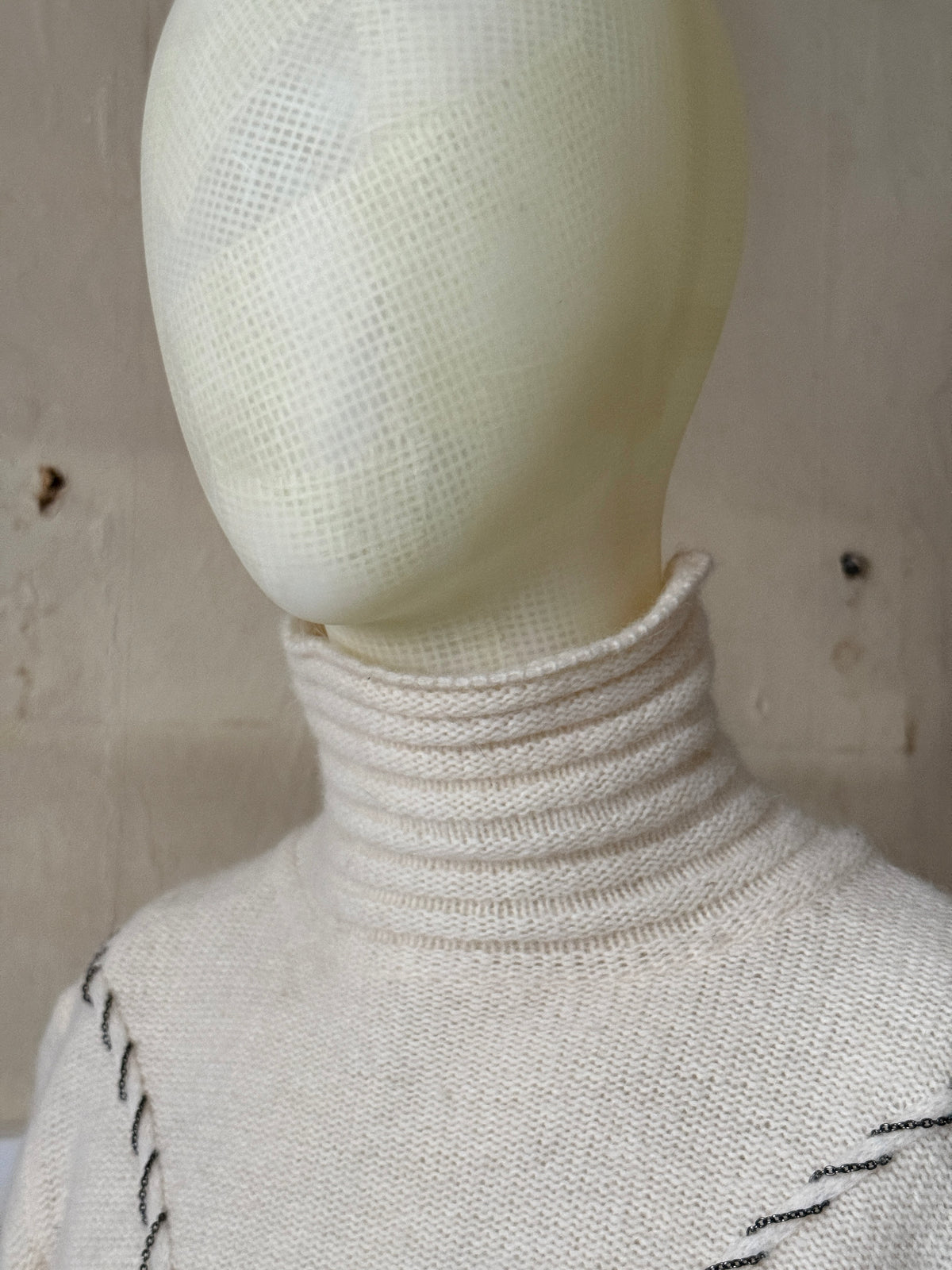 Vintage "Versace Jeans Couture" Cream  Whipstitch Chain Wool Turtleneck Knit - XS