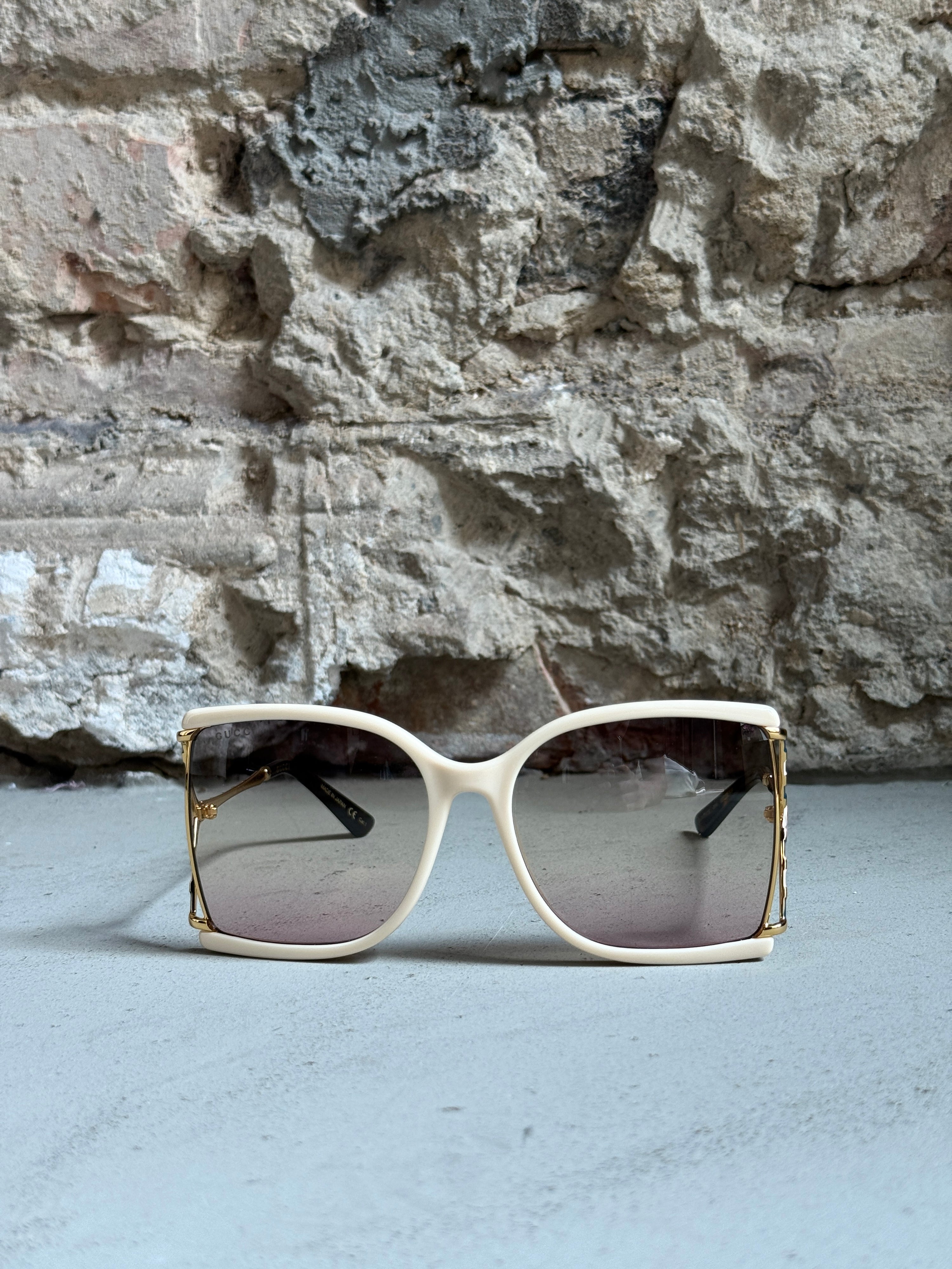 Gucci Cream/Grey Pink Gradient GG0592S Oversized Sunglasses