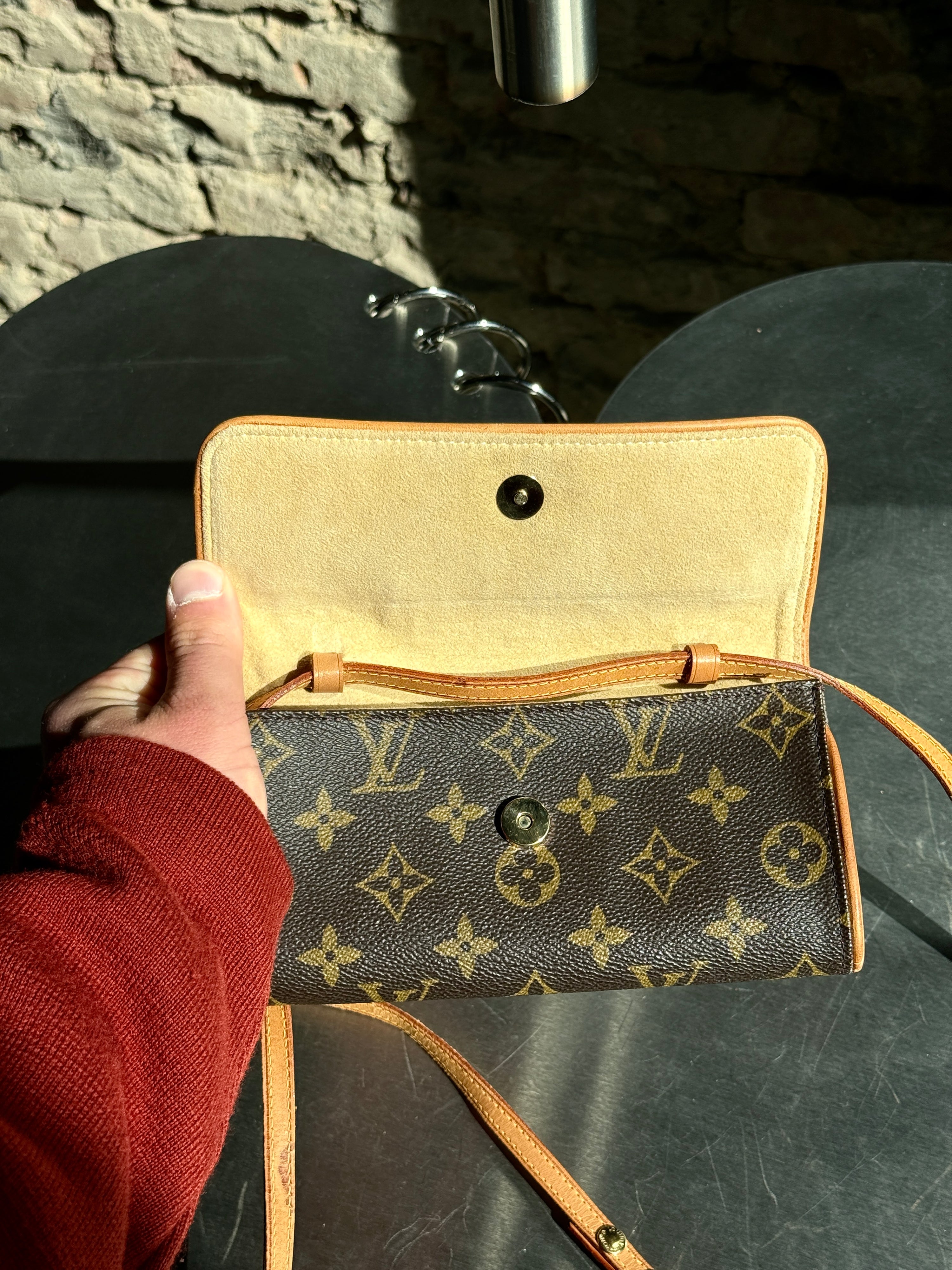 Vintage 1999 Louis Vuitton Twin PM Crossbody Bag (CA0999)