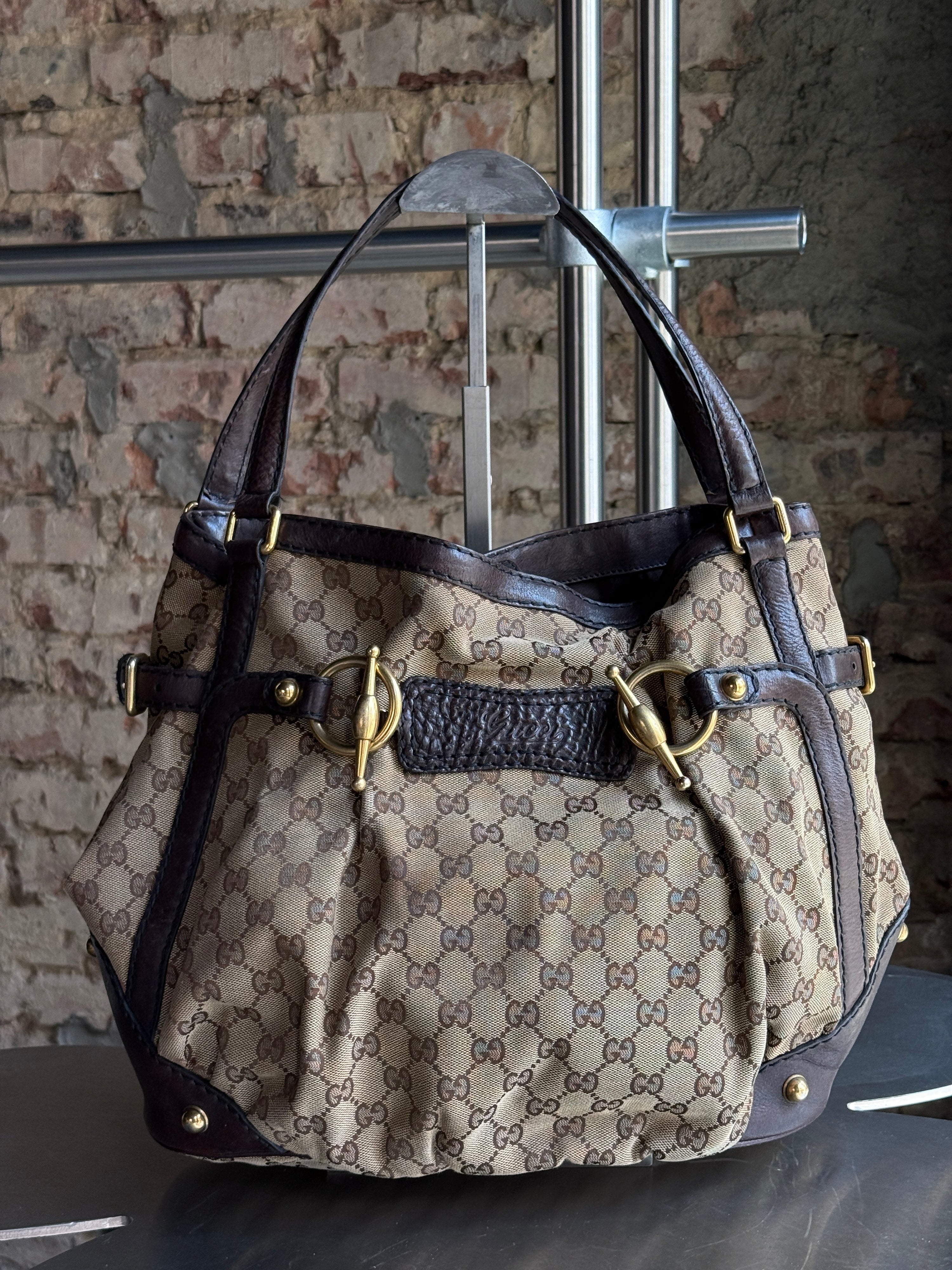 Vintage Gucci Jockey Horsebit Shoulder Bag Beige