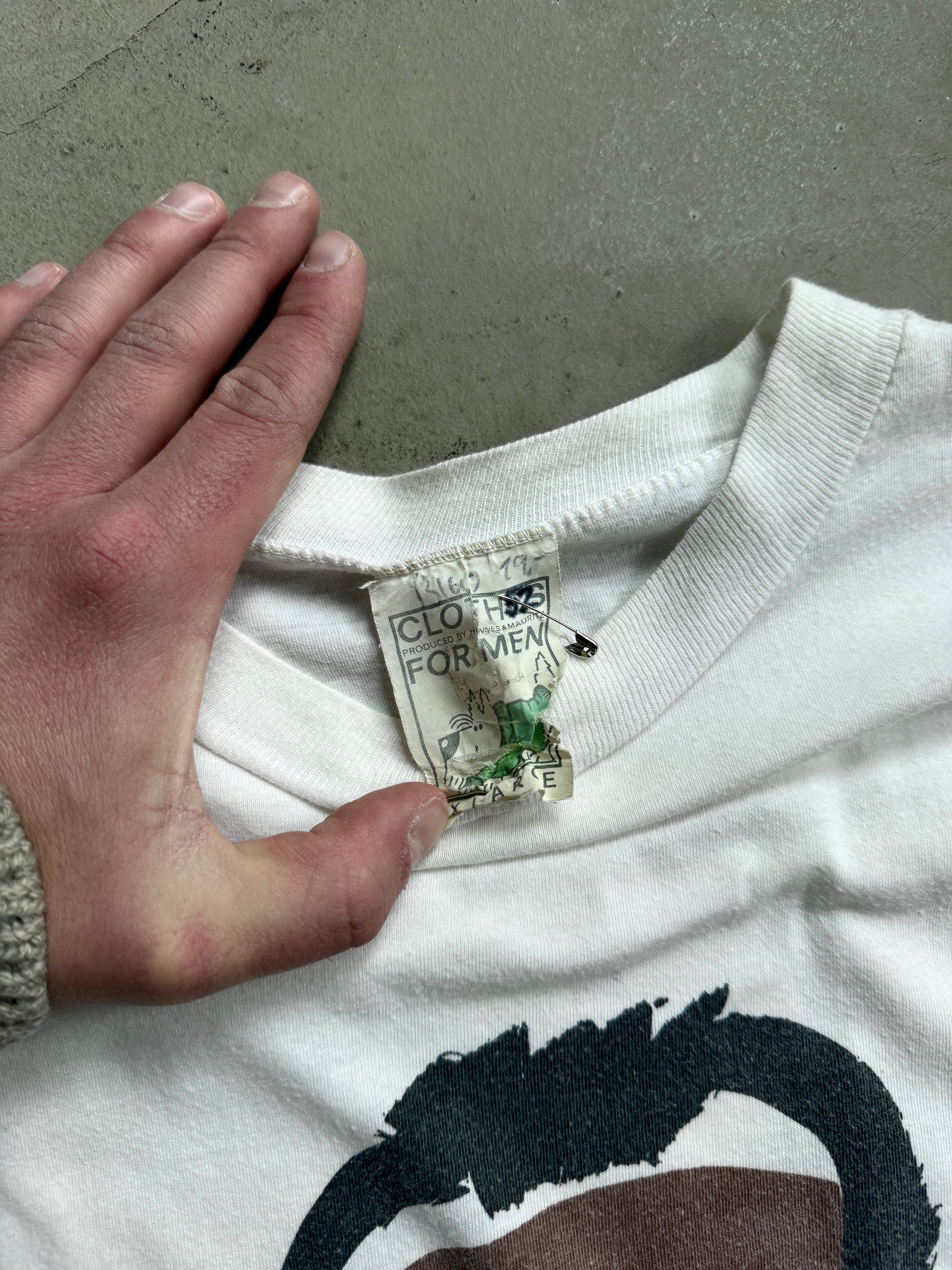 Vintage Garcon Bronze Art T-Shirt White - XL