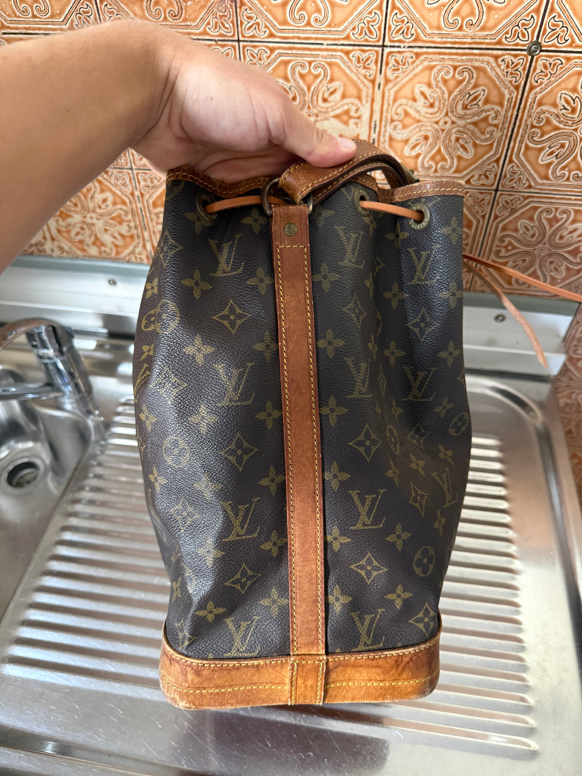 Vintage 1993 Louis Vuitton Sac Noé GM (AR0913)