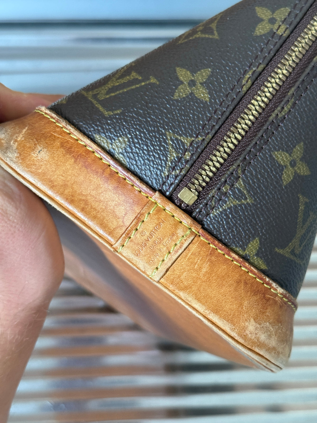 Vintage 1997 Louis Vuitton Alma Bag (BA1907)