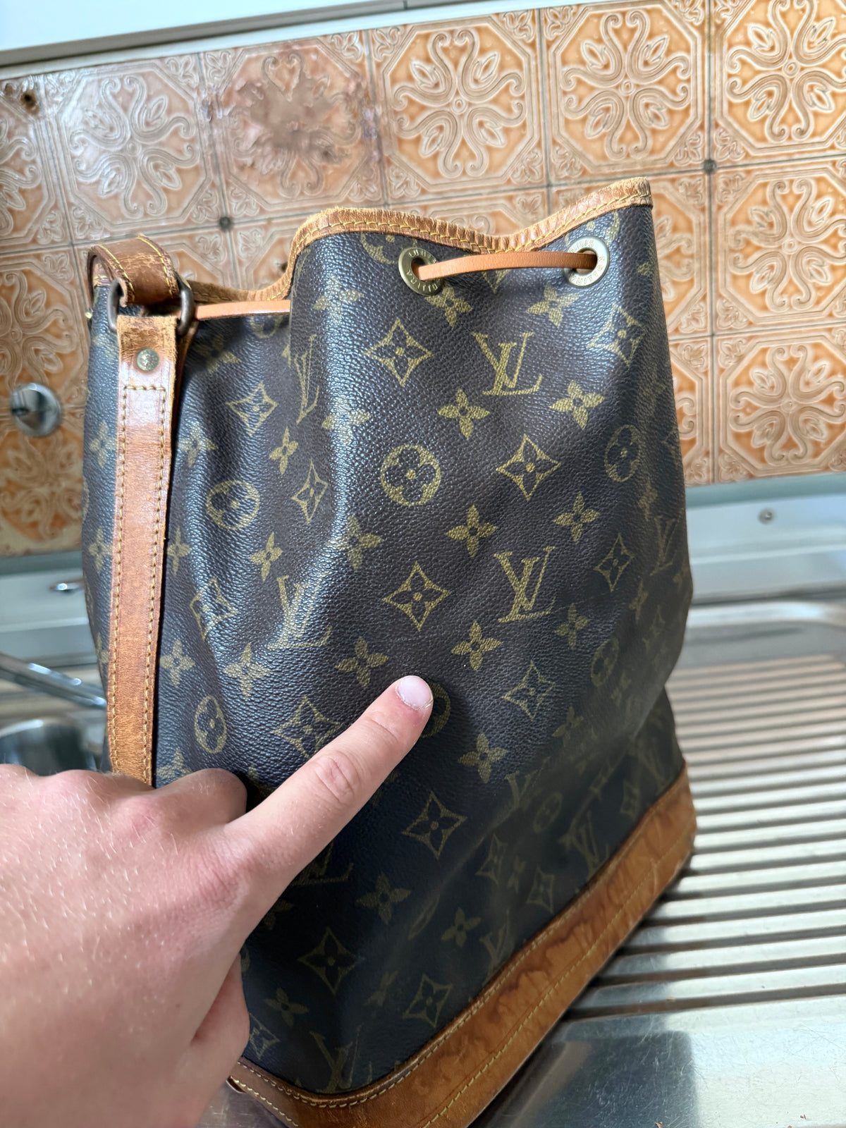 Vintage 1993 Louis Vuitton Sac Noé GM (AR0913)
