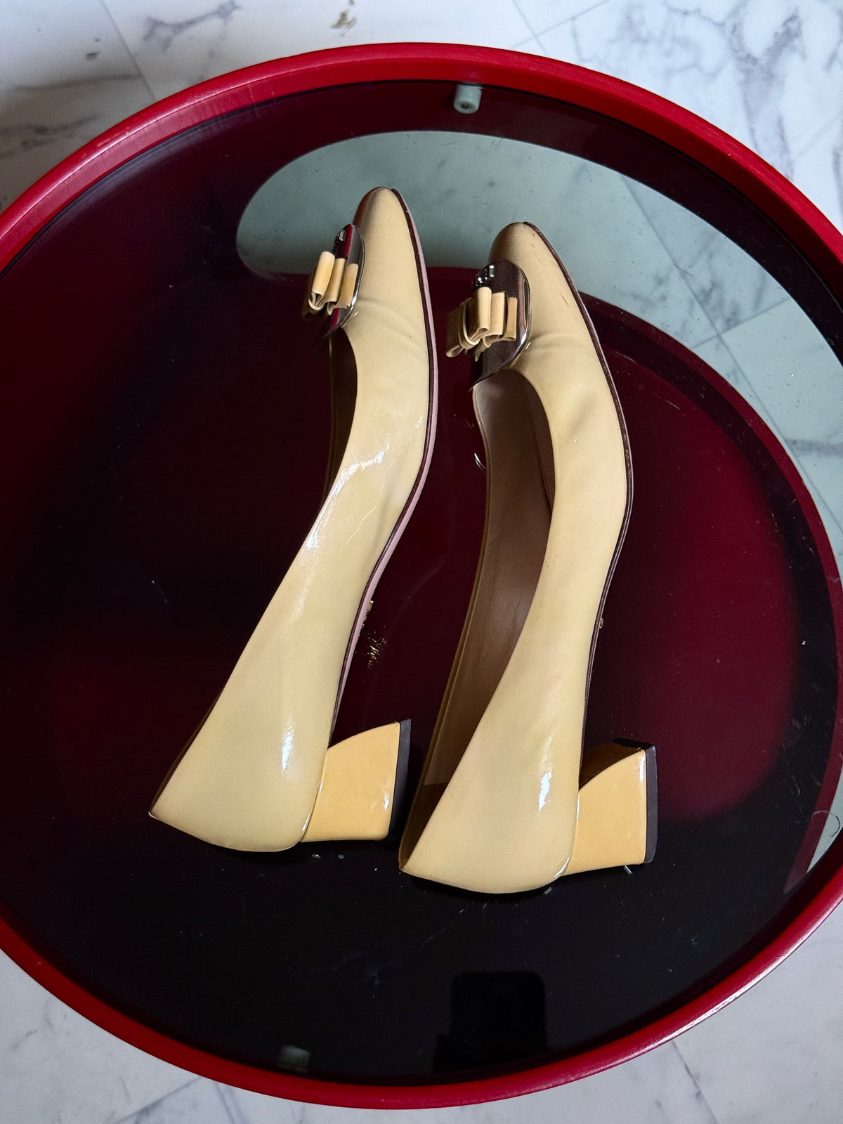 Vintage Beige Prada Bow Patent Leather Block Heel Pumps - EU 38.5