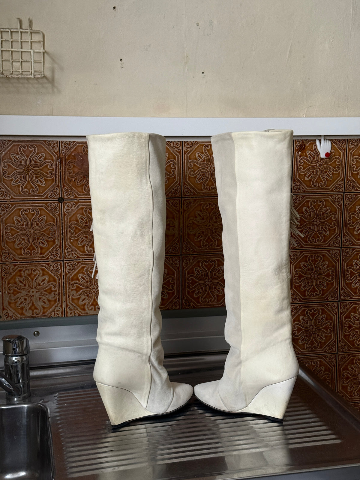 FW2011 Isabelle Marant Manly Two Tone Lokyo Fringe Leather Boots White - EU 39