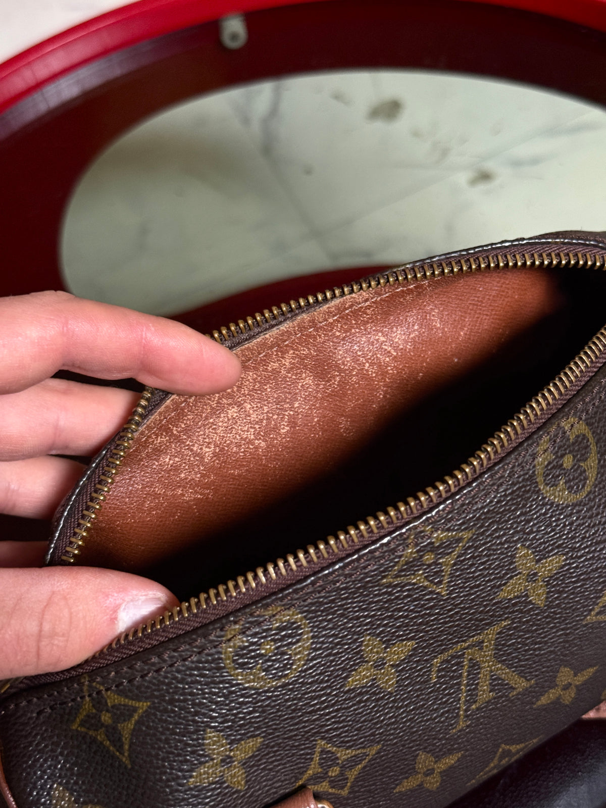 Vintage 1986 Louis Vuitton Papillon 26 Bag (862TH)