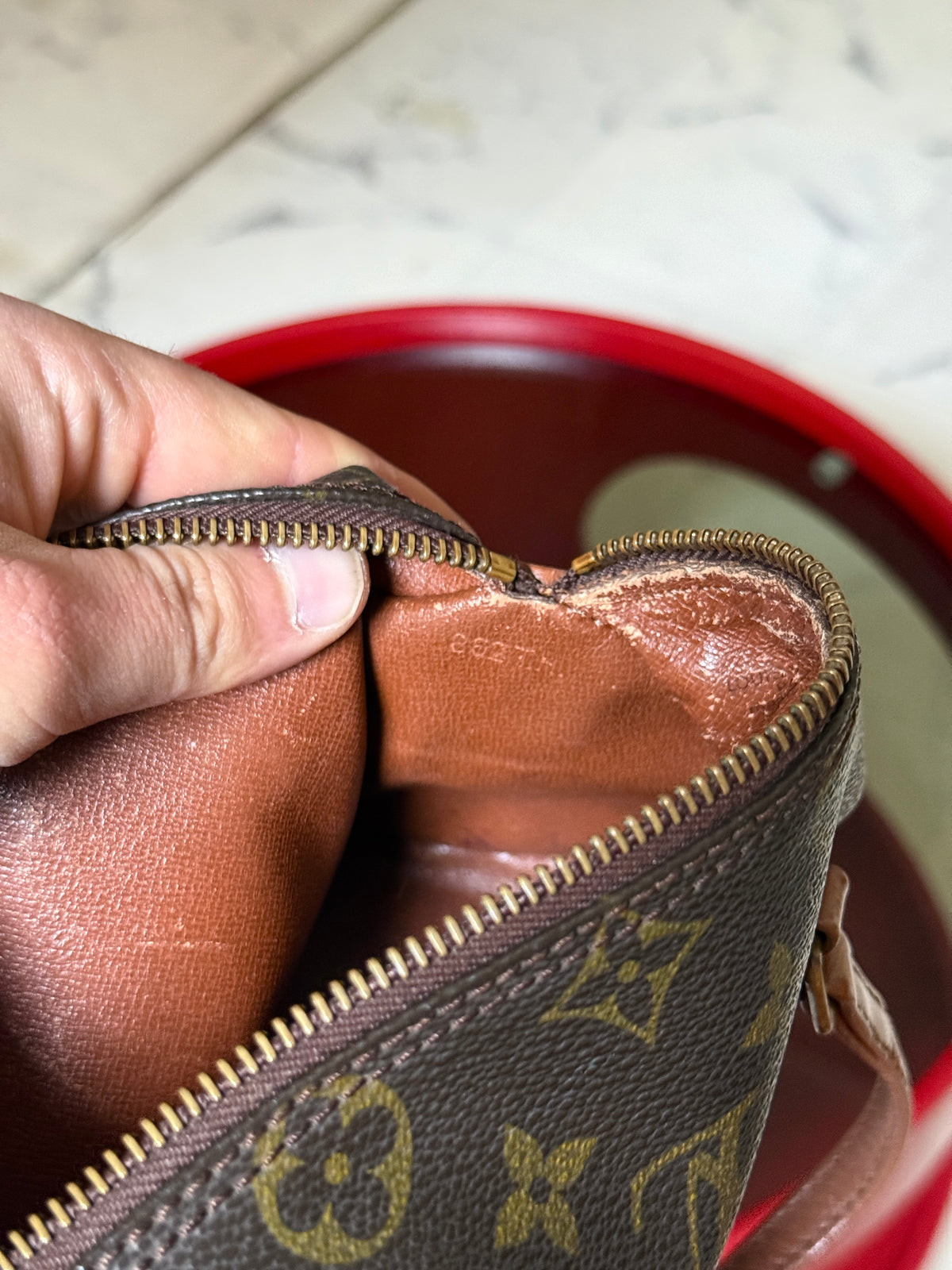 Vintage 1986 Louis Vuitton Papillon 26 Bag (862TH)