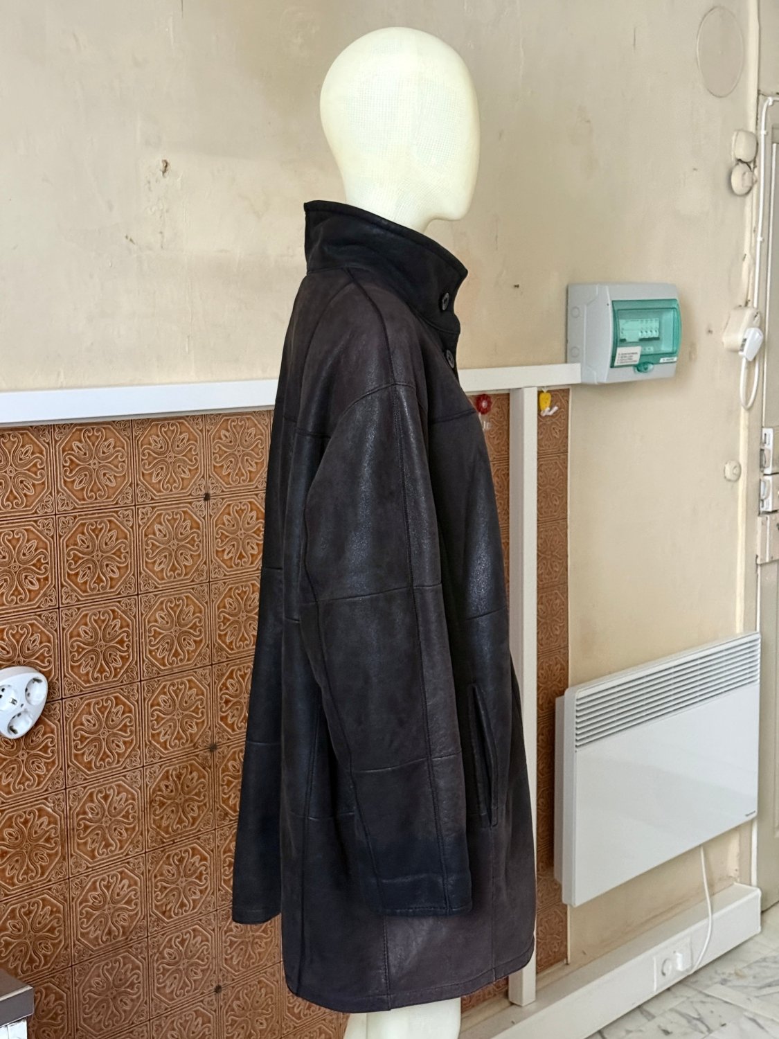 Vintage 2000s “Werner Christ” Panelled Sheepskin Leather Coat - XL - Fomeaux | Curated Vintage & Designer Bags