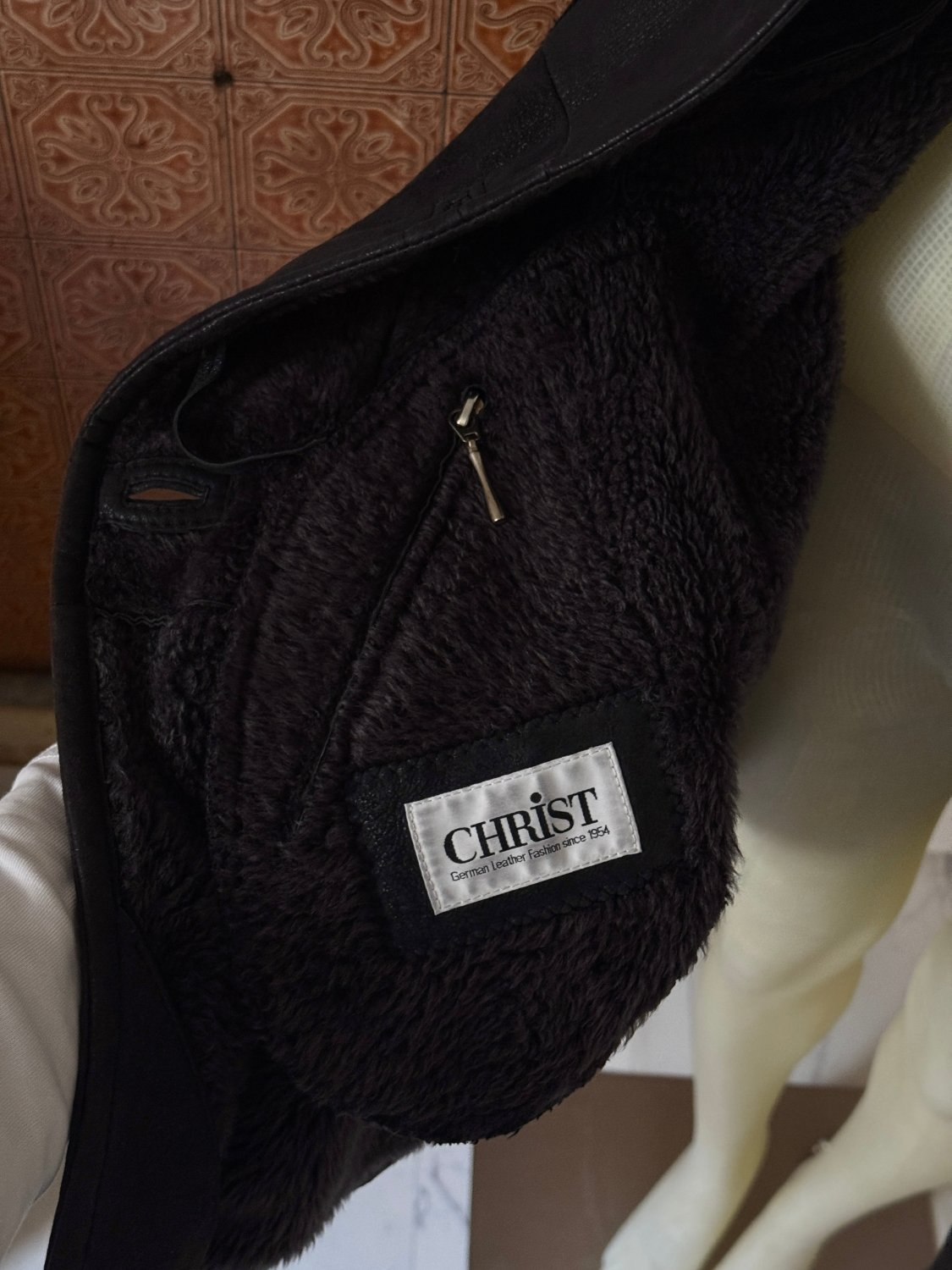 Vintage 2000s “Werner Christ” Panelled Sheepskin Leather Coat - XL - Fomeaux | Curated Vintage & Designer Bags
